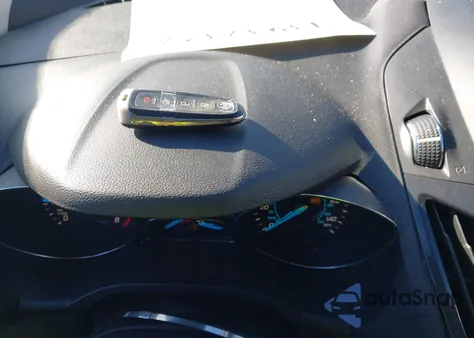 2013 Ford Escape Titanium z USA, uszkodzony, nr VIN 1FMCU9J96DUC66958